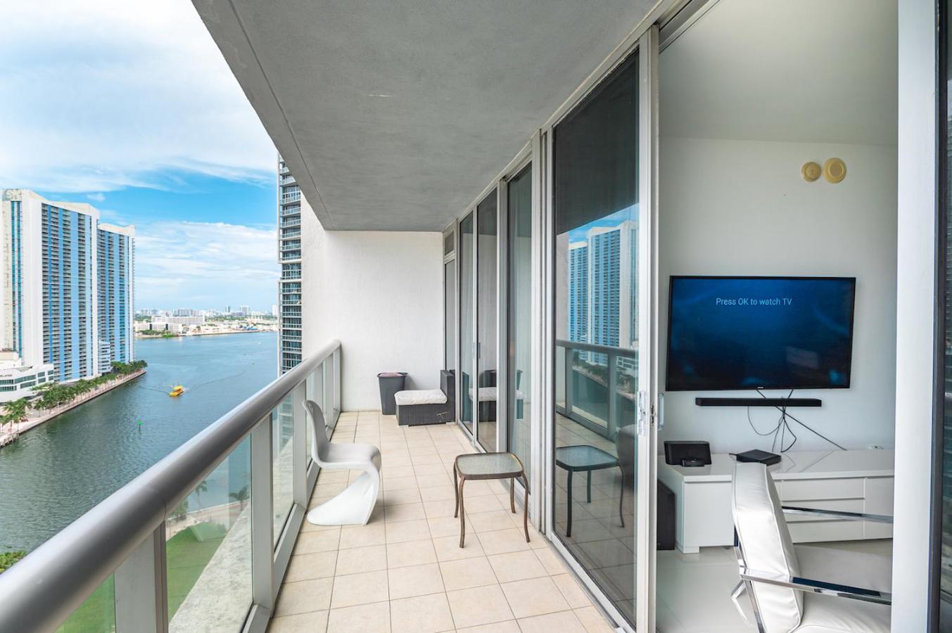 ** W Icon Brickell-Luxury Unit- Free Spa** Miami Exterior foto